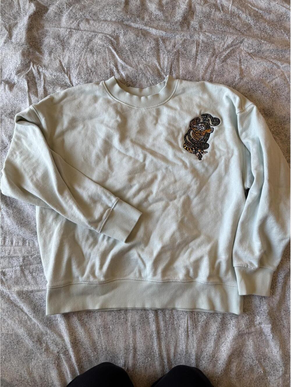 H&M Relaxed Fit Sweatshirt with Tiger and Snake Embroidery, Size L
